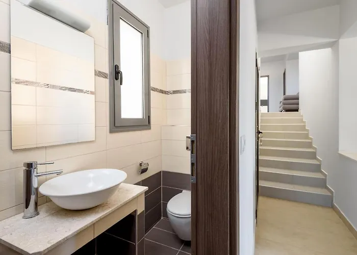 Anolia With Private Pool